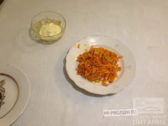 Шаг 5: Готовые овощи выложите на тарелку и оставьте до остывания.